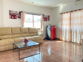 sunshine house,BBQ,daily rent no pool,6-8ppl